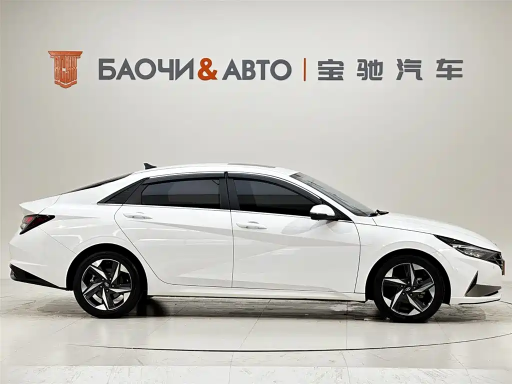 Hyundai Elantra 2022 1.5L CVT GLX Elite