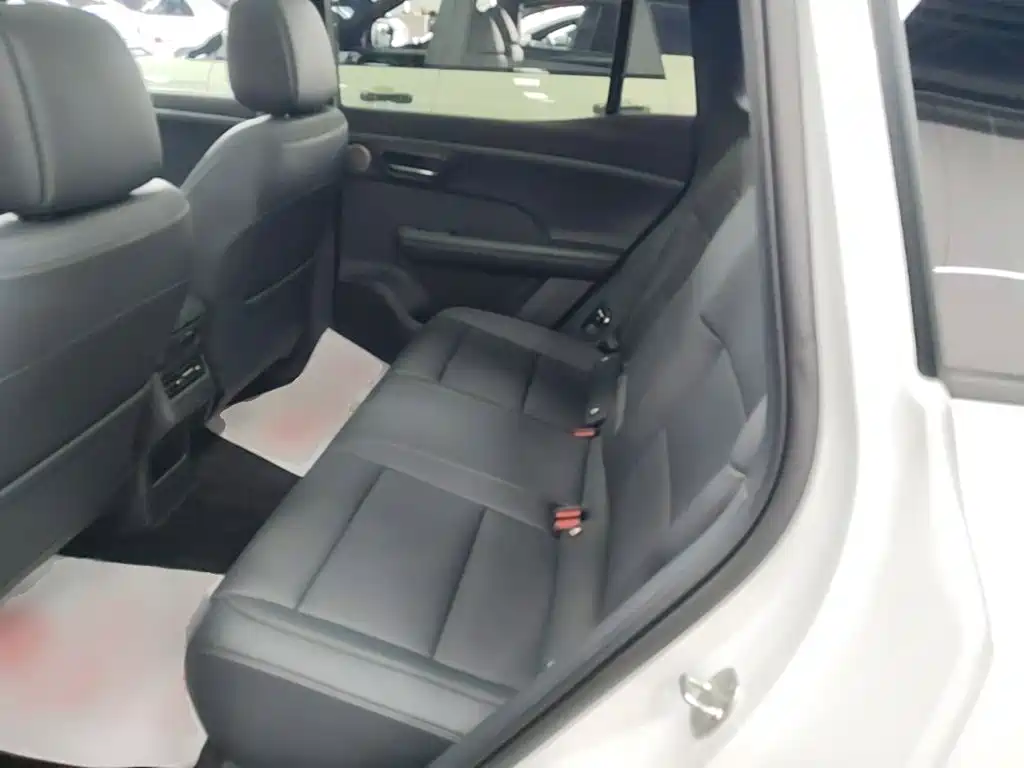 Toyota bZ3X — миниатюра 17