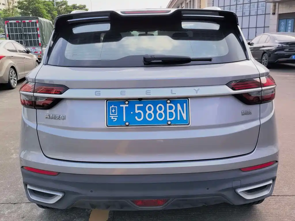 Geely Binyue — миниатюра 4