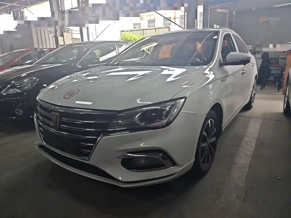 Roewe i5 2020