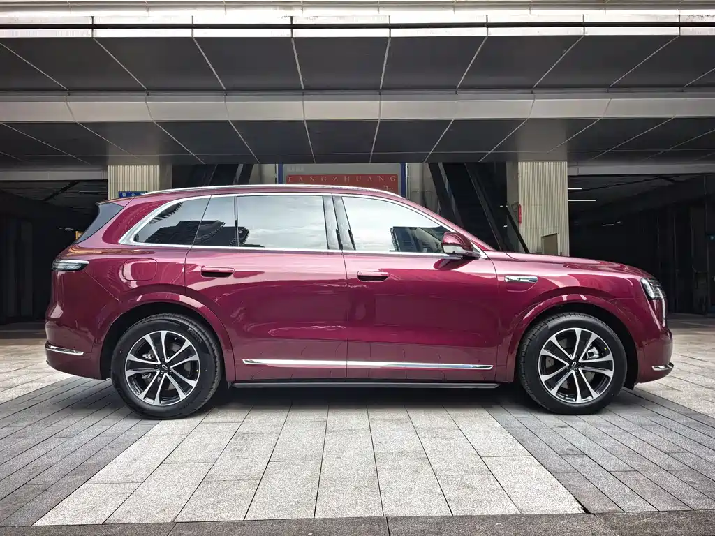 AITO ASK THE WORLD M7