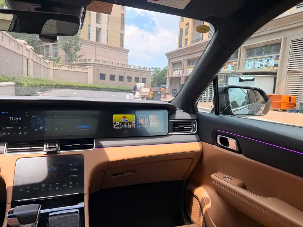 Li Auto ONE 2021 6 мест