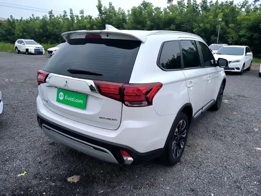 Mitsubishi Outlander 2019 2.0L Enjoy 5 мест VI