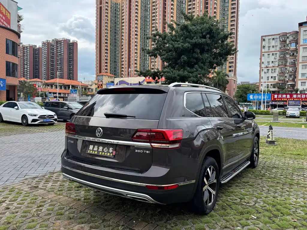 Volkswagen Teramont — миниатюра 6