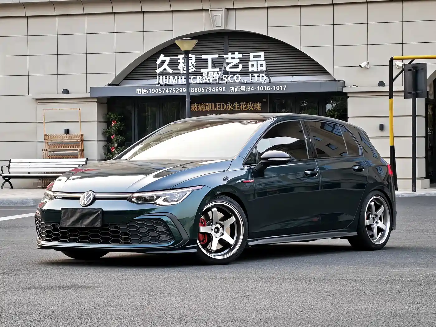 Volkswagen Golf GTI