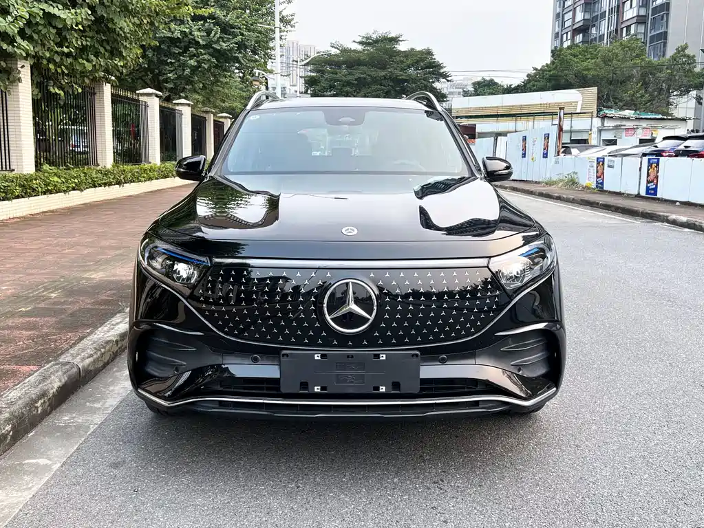 Mercedes-Benz EQB — миниатюра 2