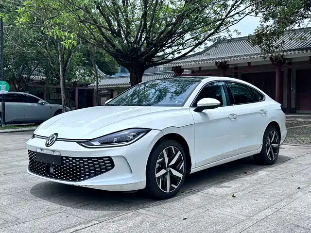 Volkswagen Lamando