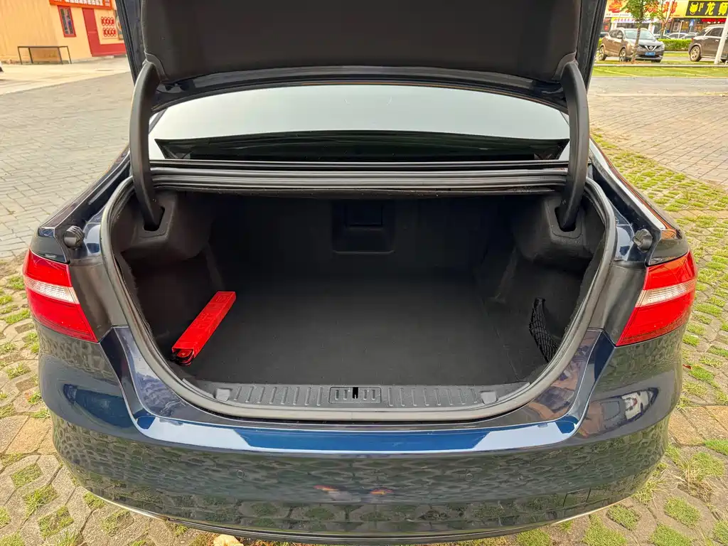 Ford Taurus — миниатюра 19