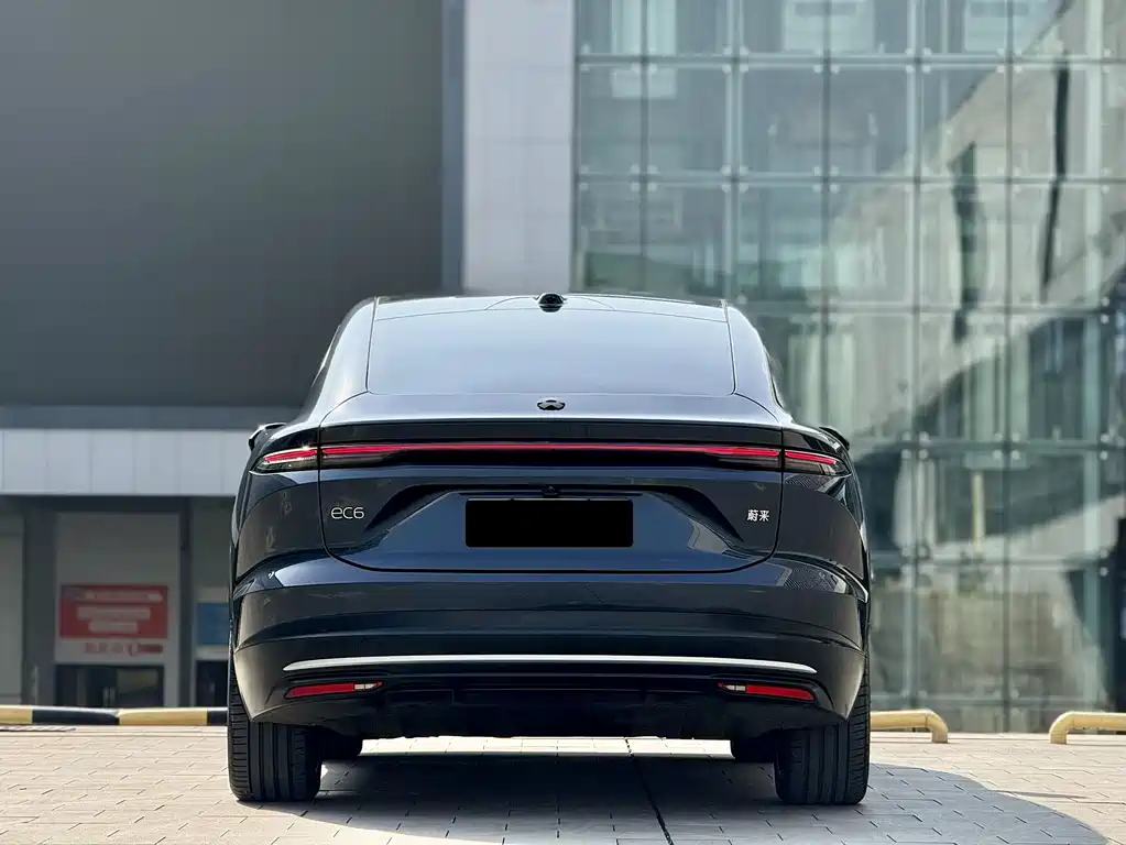 NIO NIO EC6