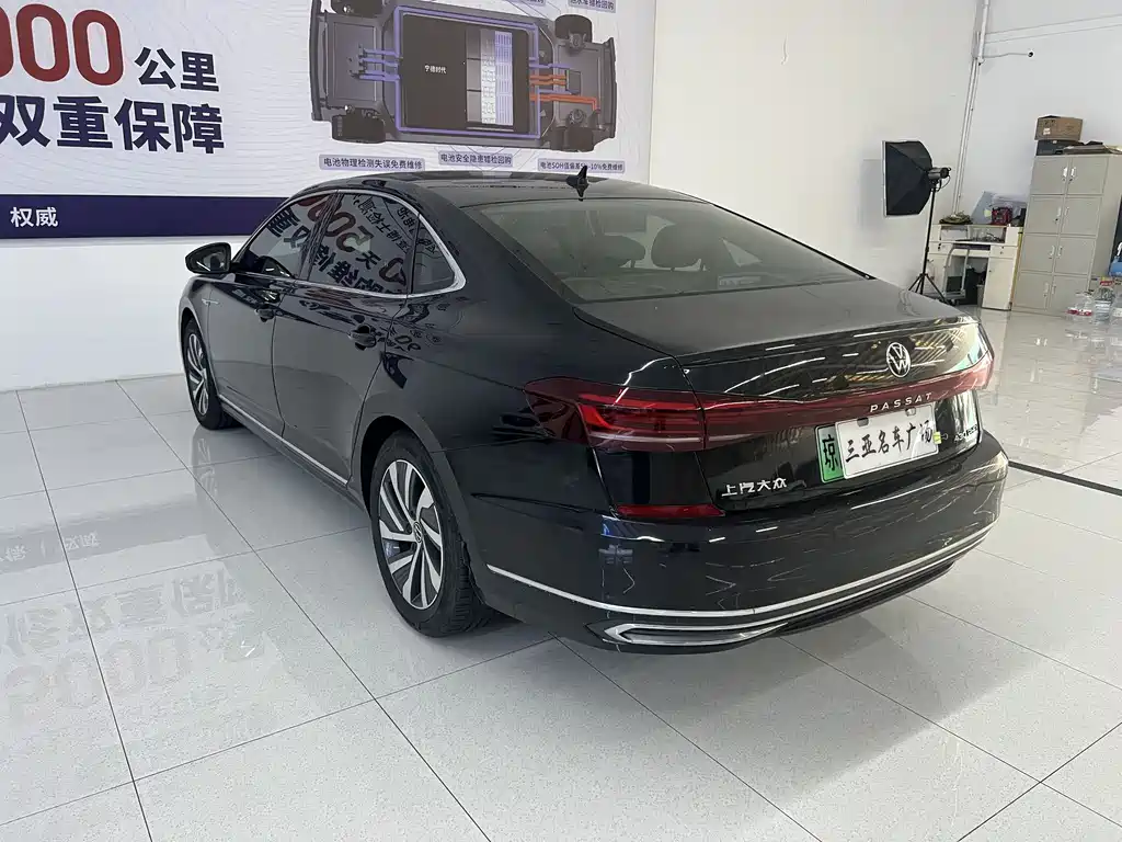 VOLKSWAGEN PASSAT NEW ENERGY