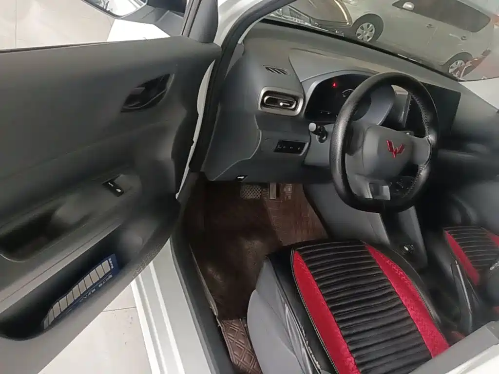 Wuling Hongguang EV — миниатюра 16