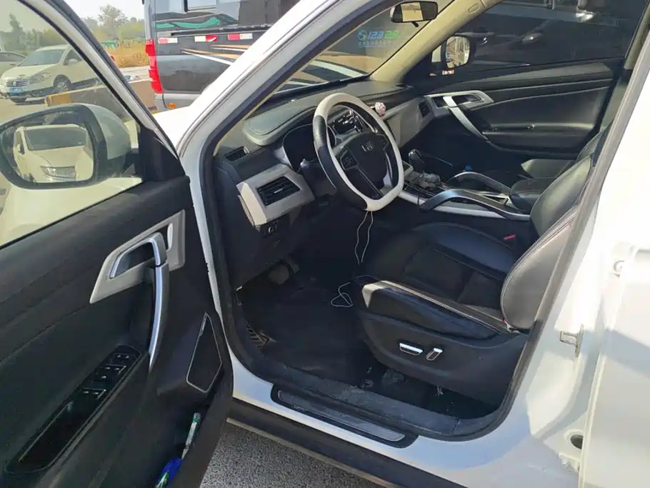 Geely Boyue — миниатюра 9