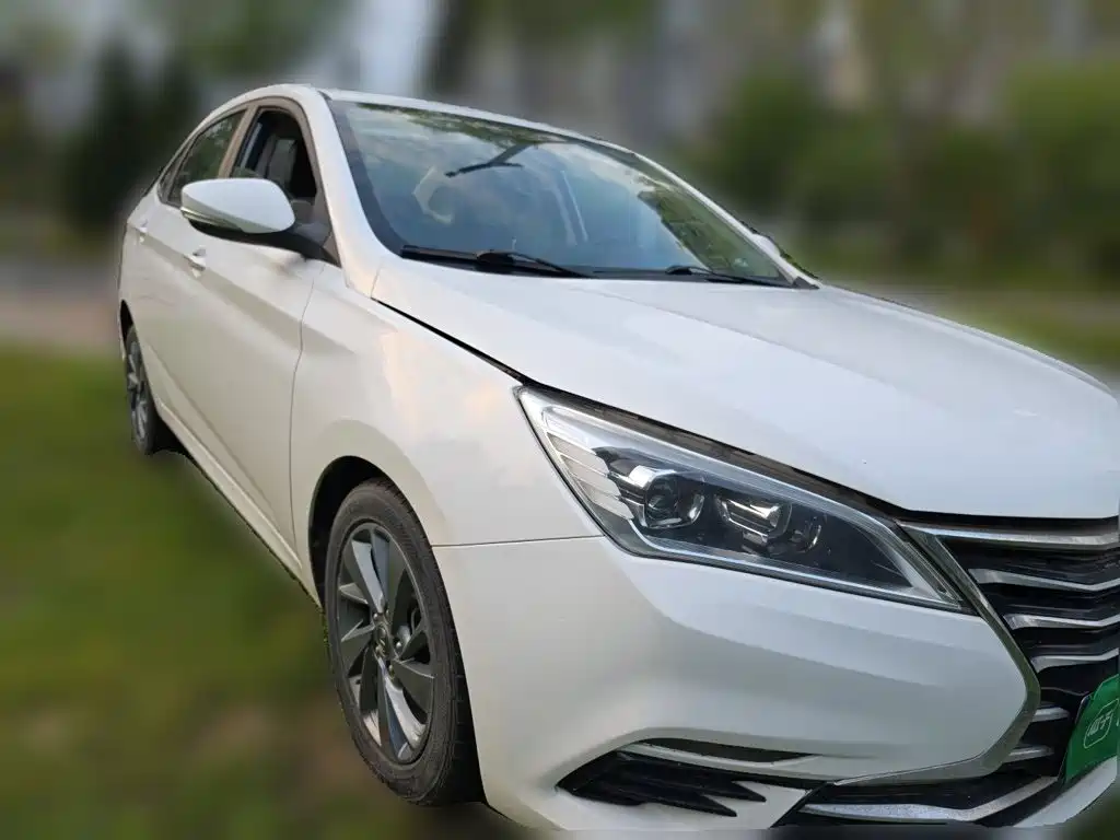 Changan Eado DT — миниатюра 3