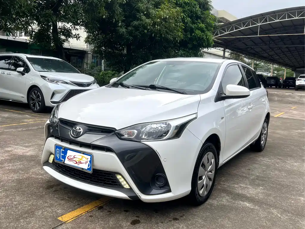 Toyota Yaris L 2019