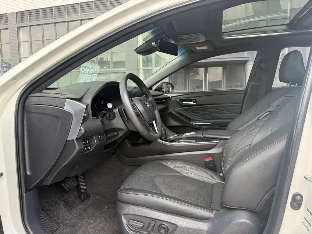 Toyota Avalon 2019 2.5L Touring Luxury VI