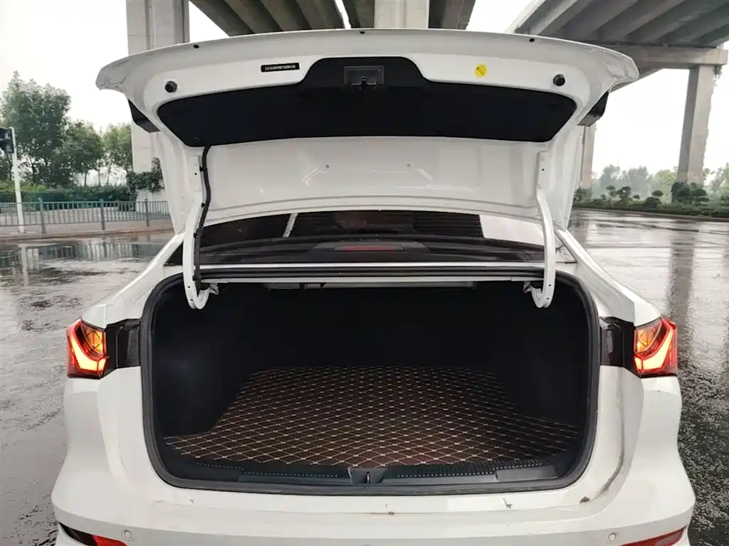 Roewe i5 — фотографии объявления, Фото 20
