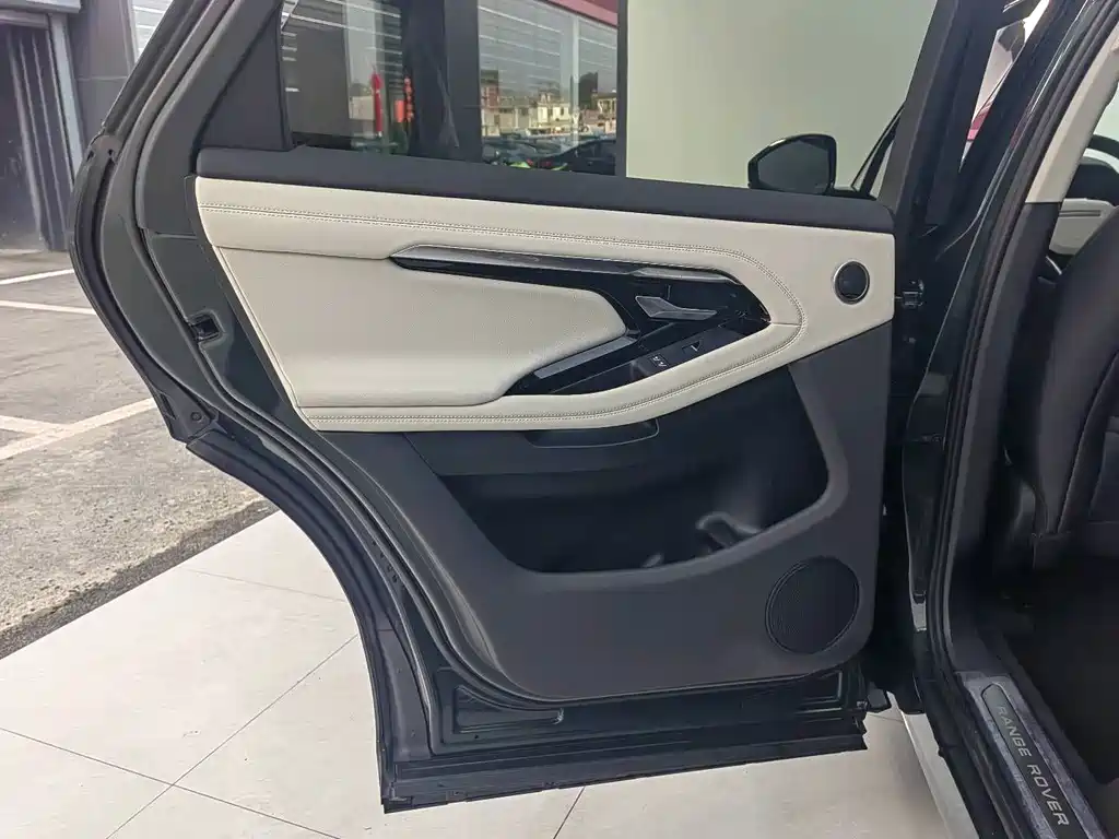 LAND ROVER RANGE ROVER AURORA