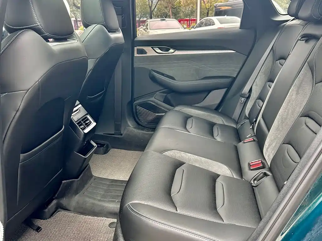 GEELY AUTOMOBILE XINGRUI