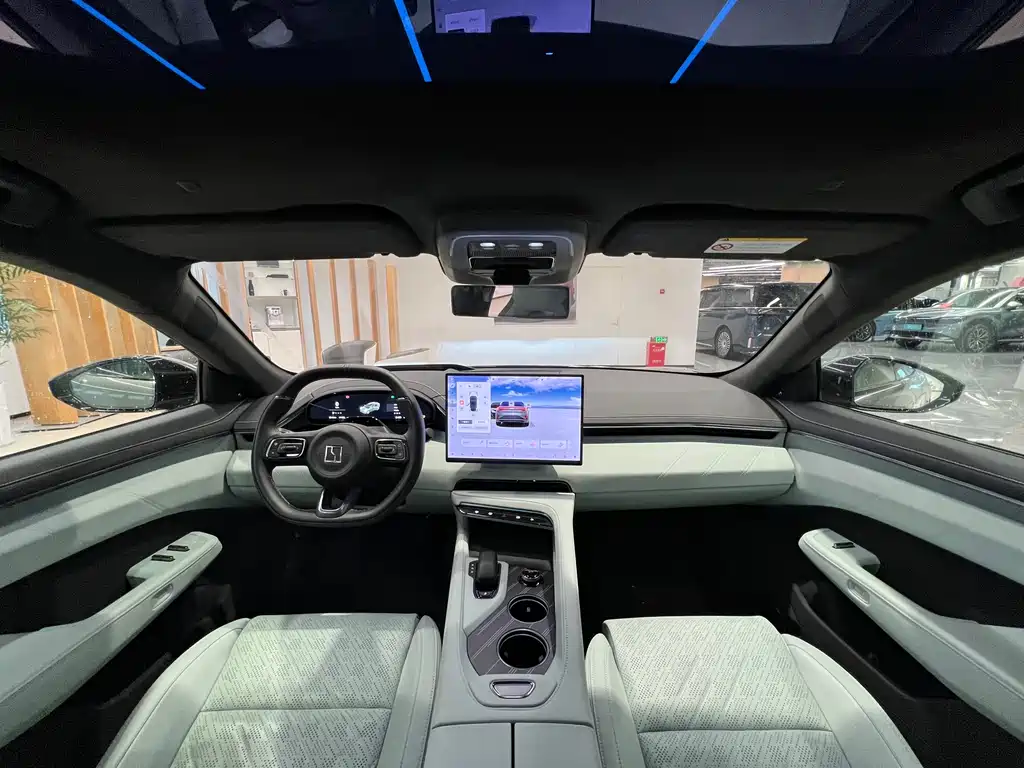 ZEEKR EXTREME KRYPTON 001