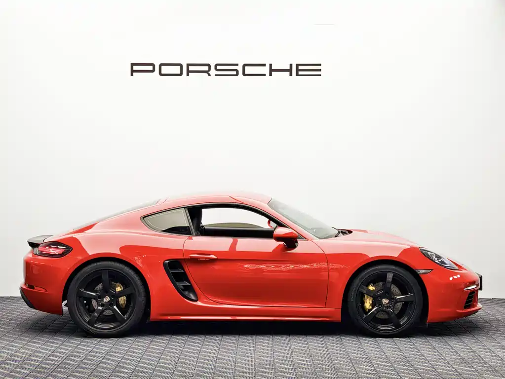 Porsche 718 2016 Cayman 2.0T