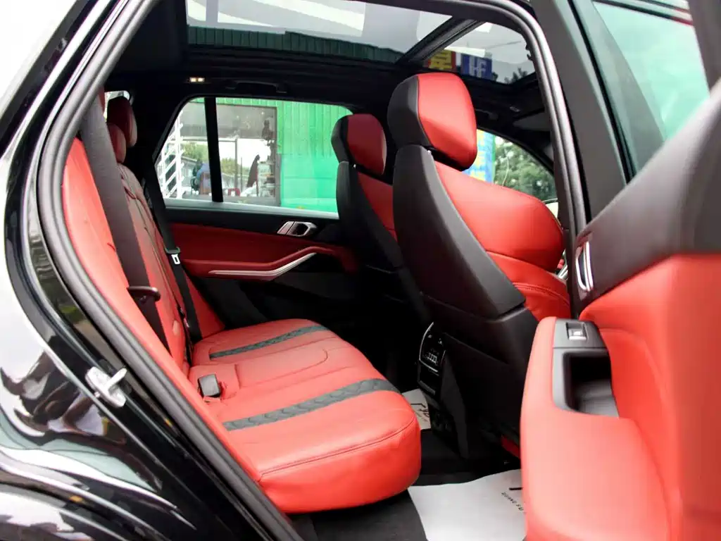 BMW X5 M — миниатюра 5