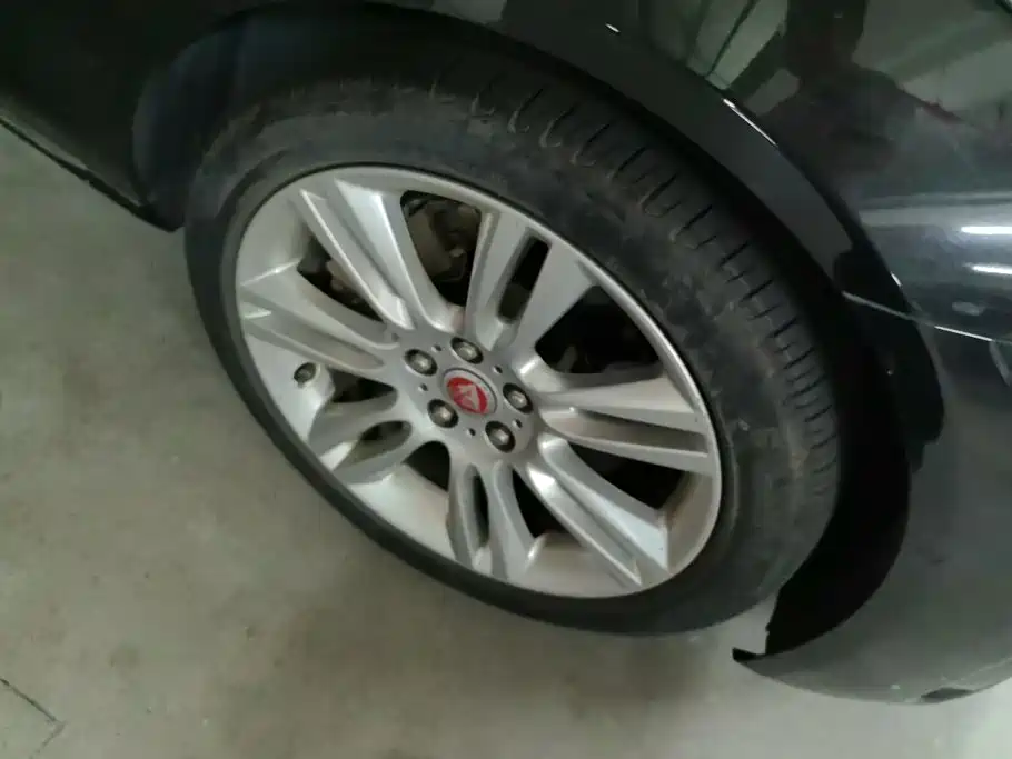 Jaguar XEL — миниатюра 6