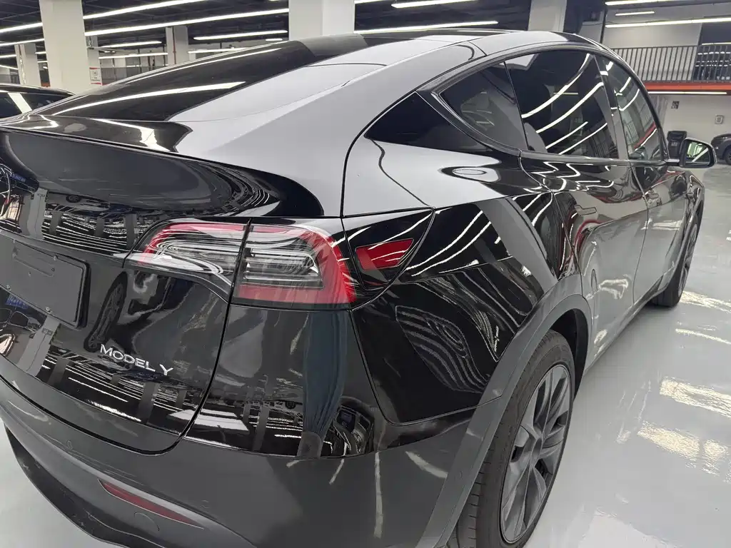 Tesla Model Y — фотографии объявления, Фото 28