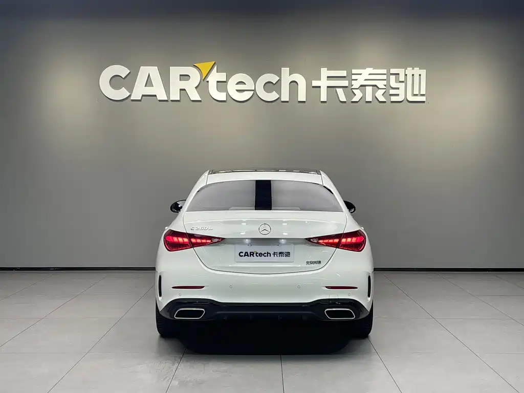 Mercedes-Benz C-Class — миниатюра 6