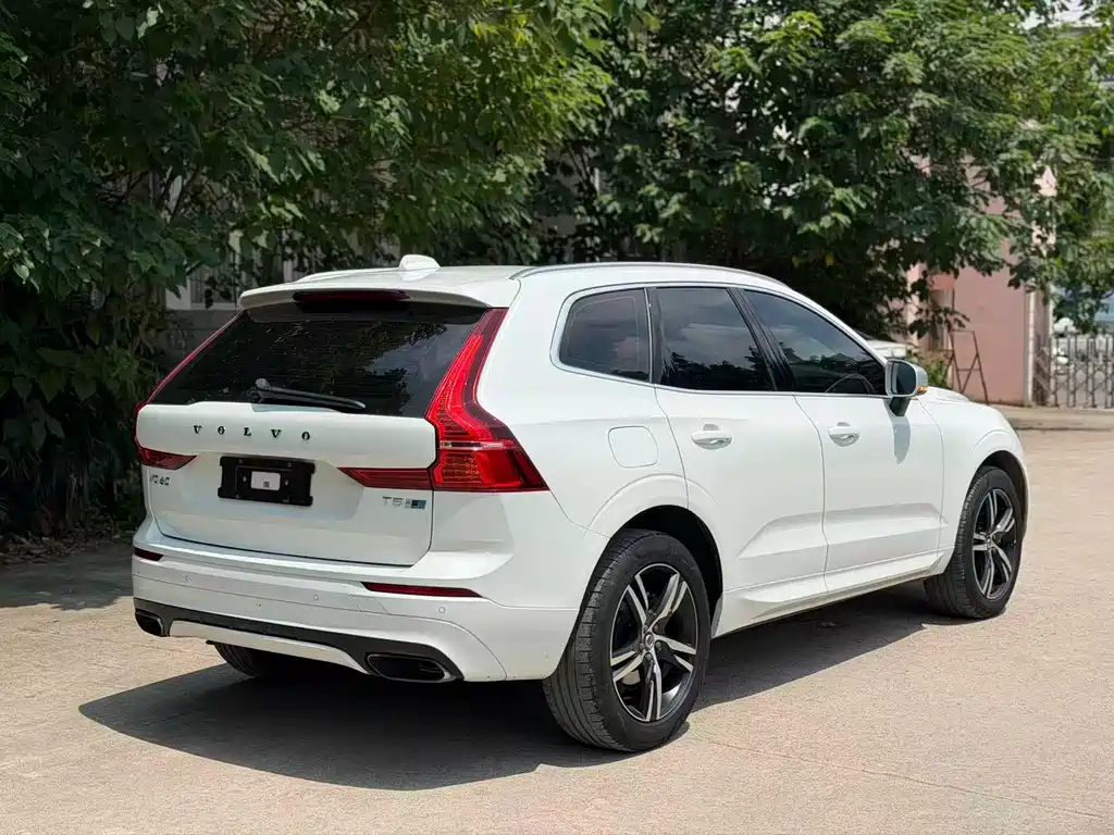 Volvo XC60 2018 T5 Sport