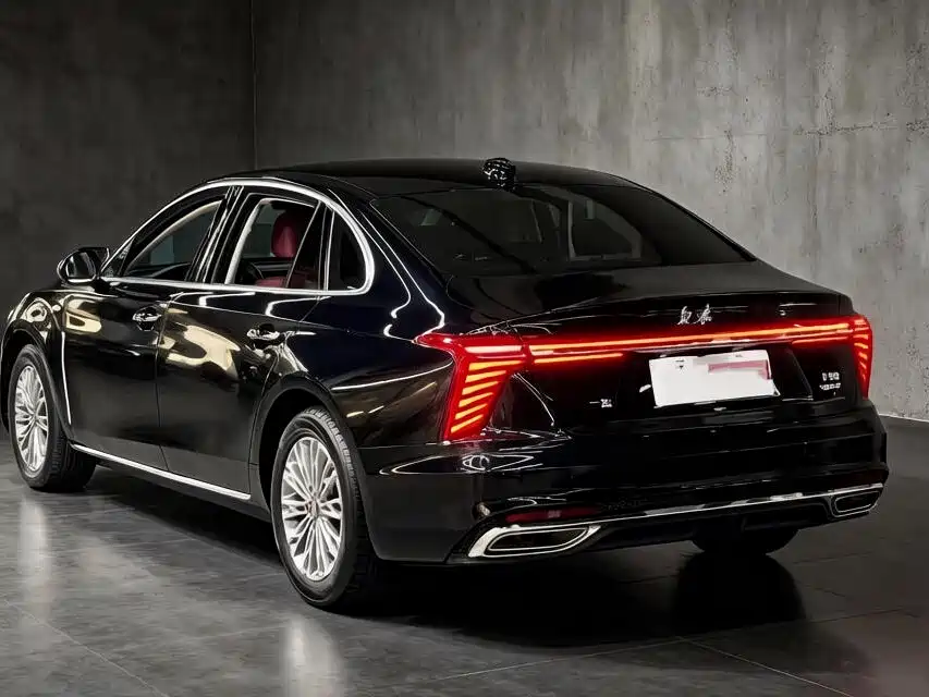 Hongqi H5 2023 2.0T AT