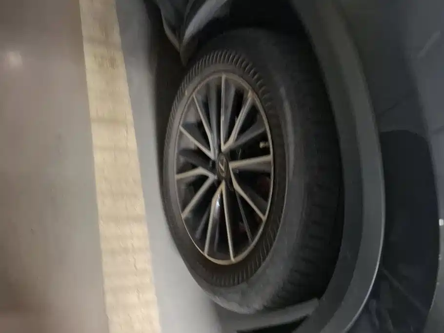 Lexus NX — миниатюра 6