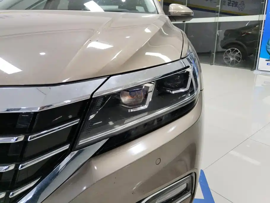 Volkswagen Passat — миниатюра 5