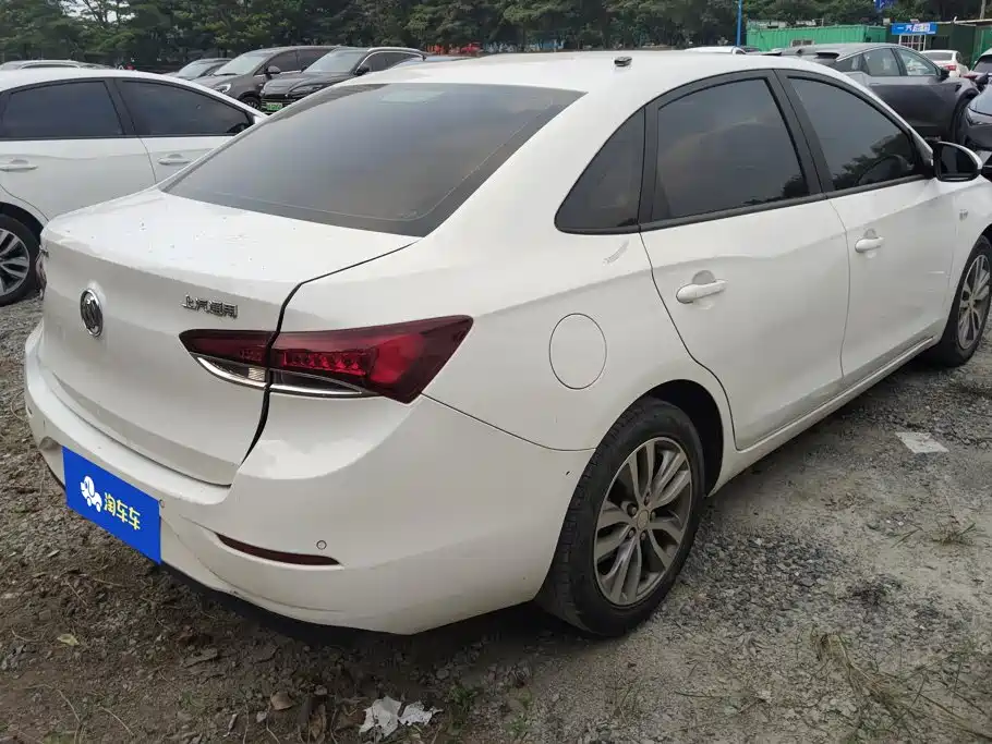 Buick Excelle — миниатюра 3