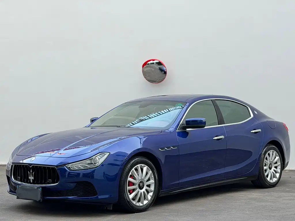 MASERATI GHIBLI
