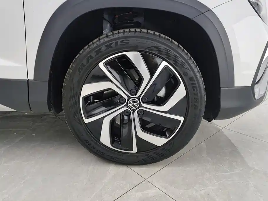Volkswagen Tharu — миниатюра 6