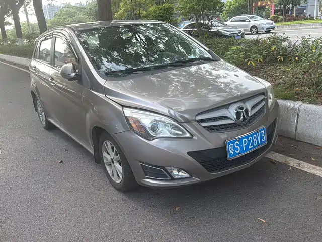 2014 BAIC EU5