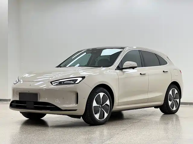 AITO M5