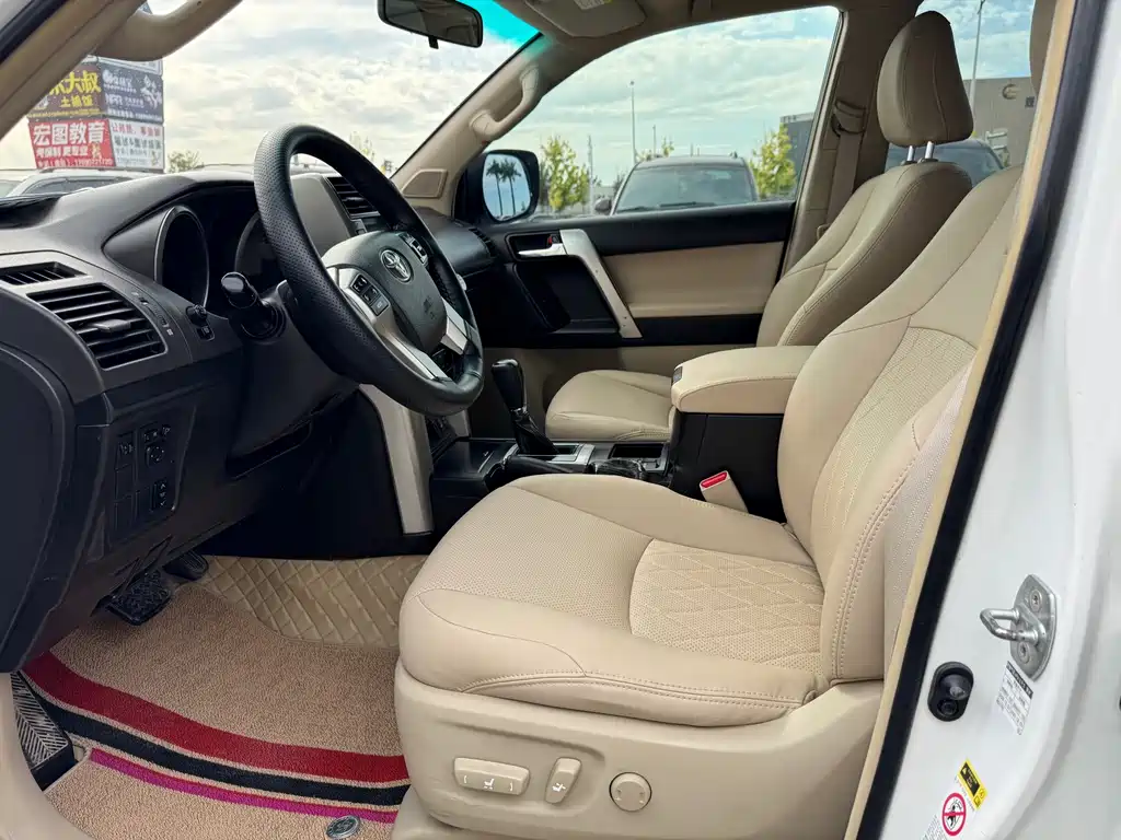 Toyota Land Cruiser Prado 2010 4.0L AT TX