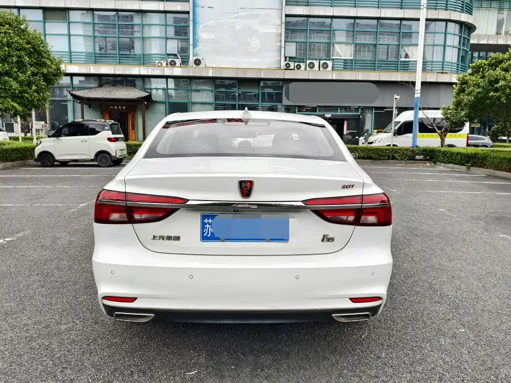 Roewe i6 Classic 20T Auto Internet Smart Edition, фото 6