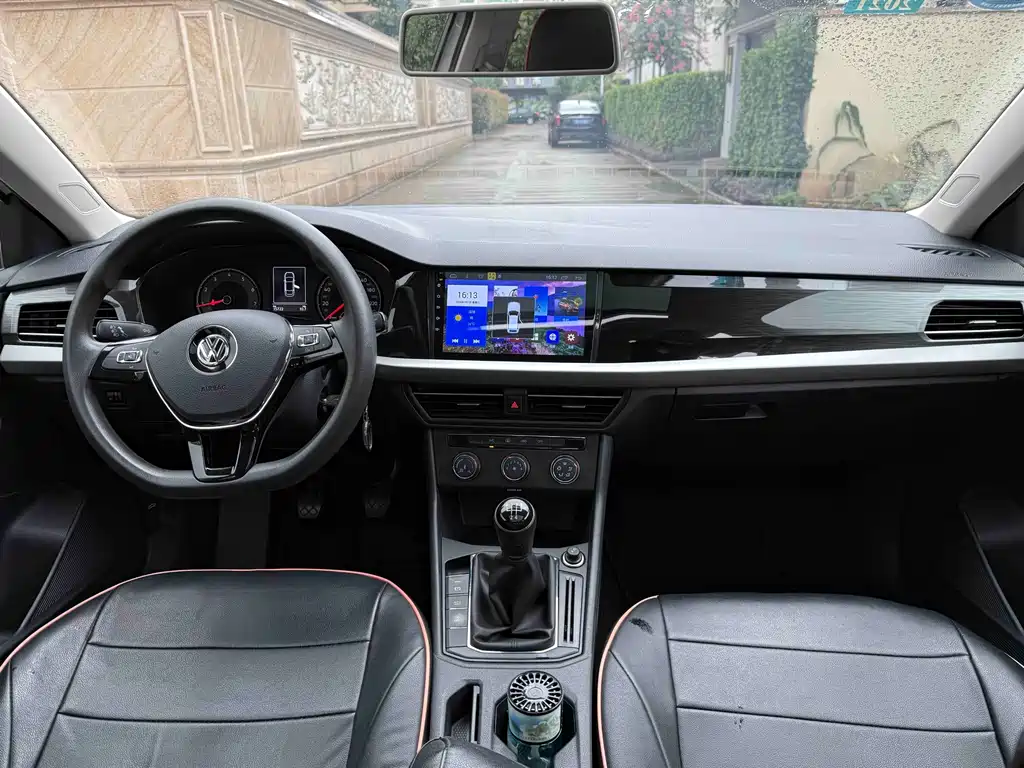 Volkswagen Lavida 2019 1.5L MT Comfort VI