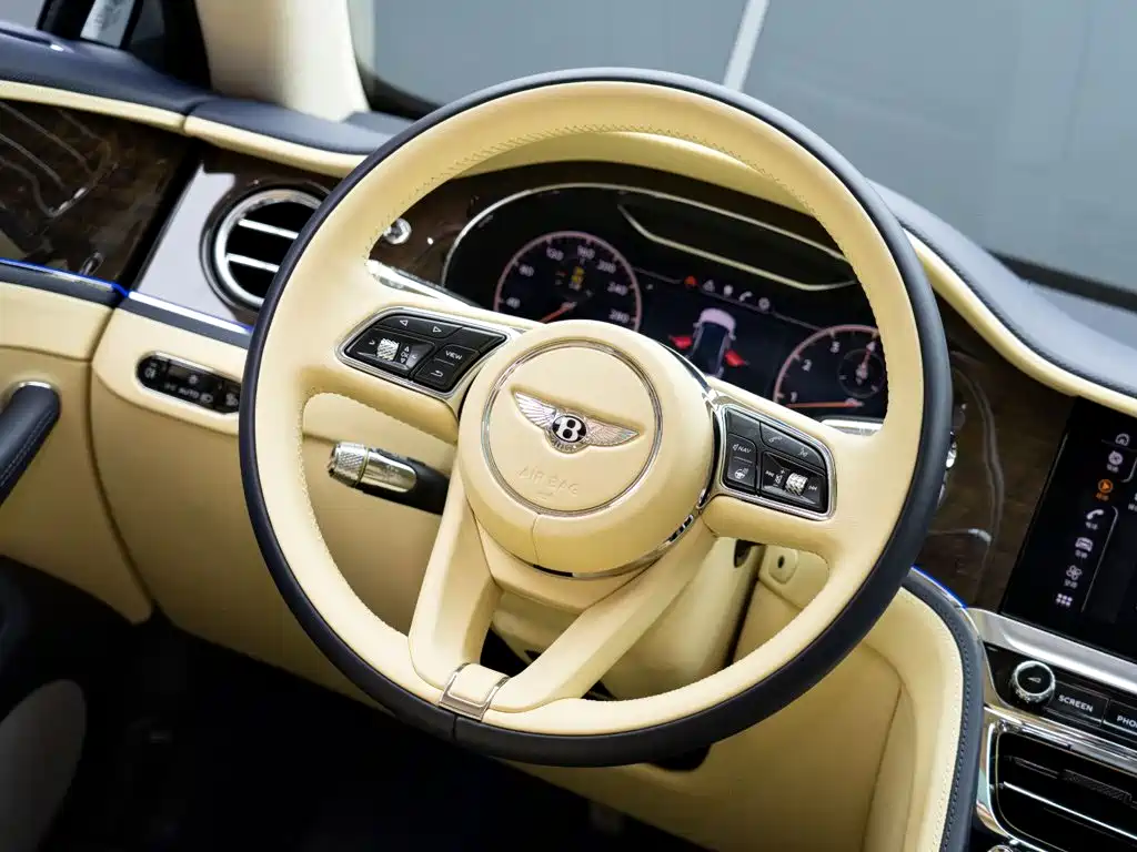 Bentley Flying Spur — миниатюра 17