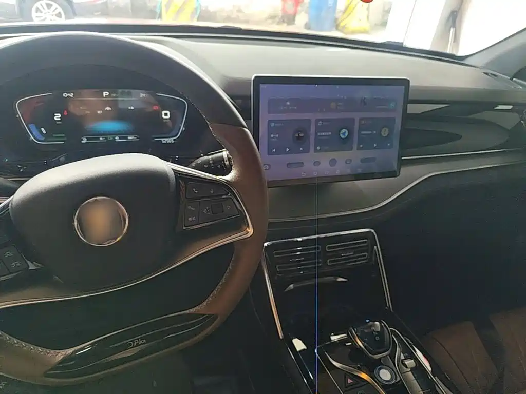BYD Tang New Energy — миниатюра 10