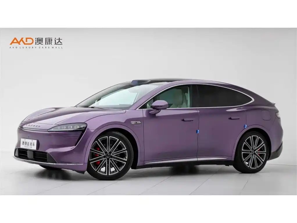 Luxeed Zhijie R7 2025