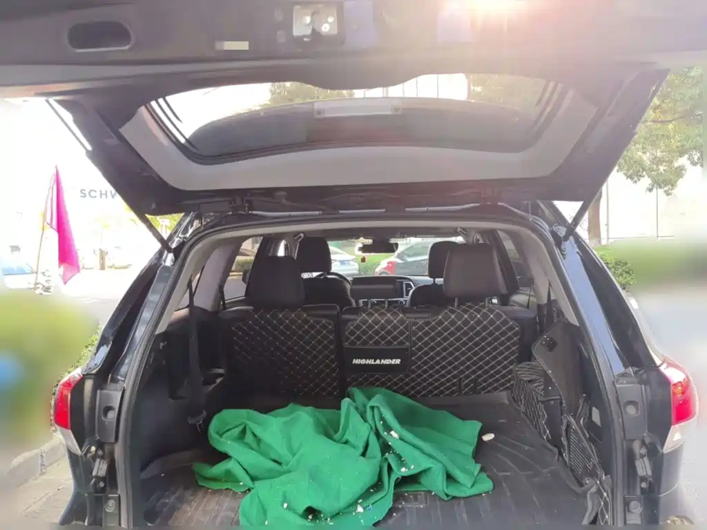 Toyota Highlander — миниатюра 10