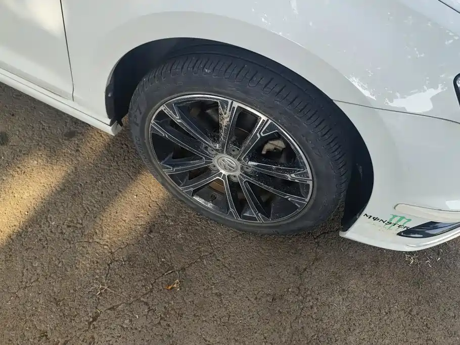 Volkswagen Golf — миниатюра 6