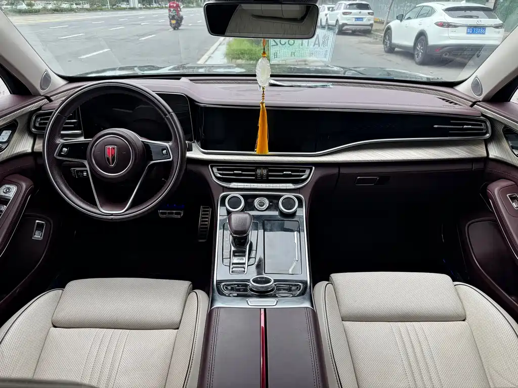 Hongqi H9 2022 2.0T