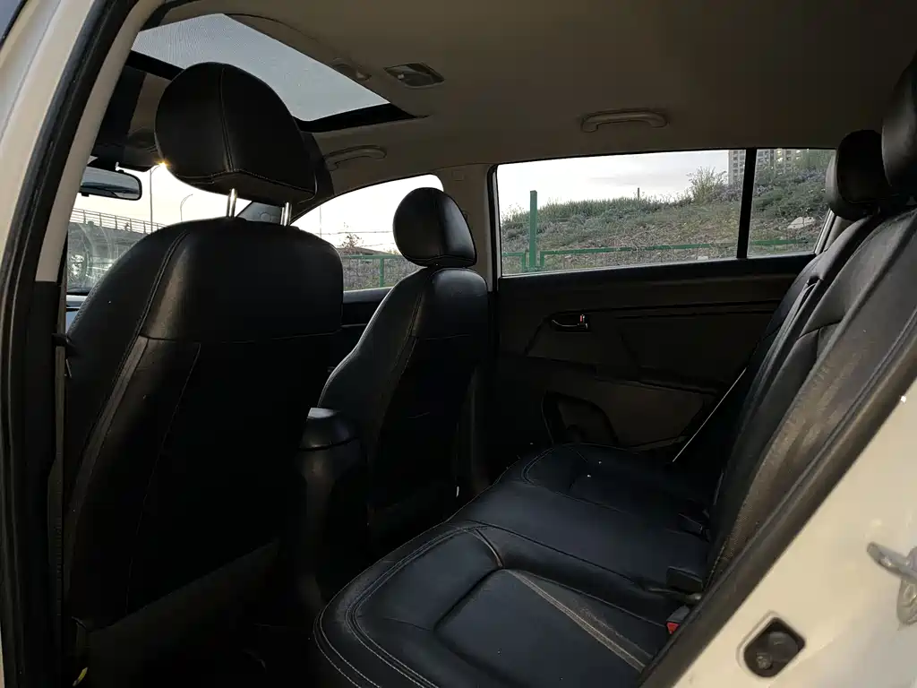 Kia Sportage 2.0L Auto 2WD Edition GLS, фото 9