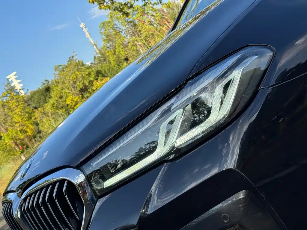 BMW 5 Series — миниатюра 18