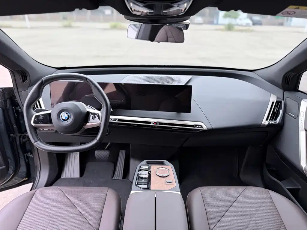 BMW iX — миниатюра 11