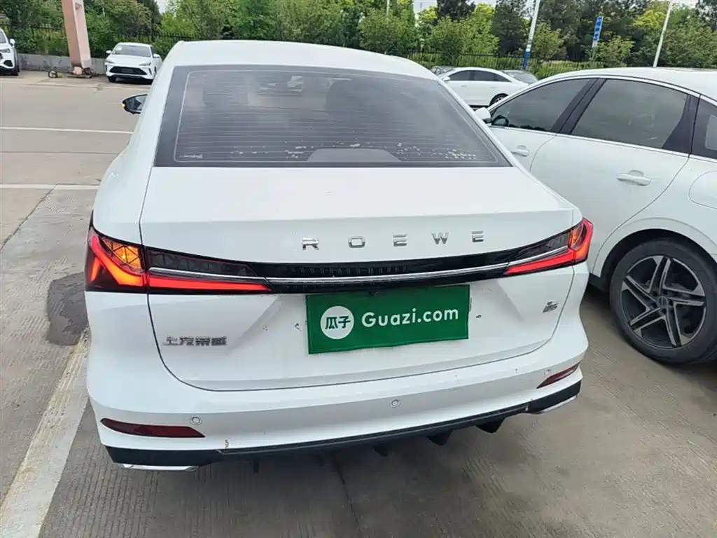 Roewe i5 2023 1.5L CVT